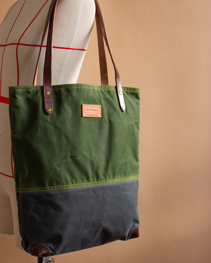 MORVEN Waxed Cotton Tote Bag - Moss/Scree